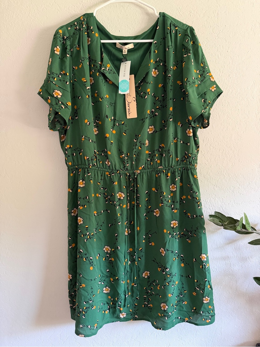 Green Floral Short Sleeve Women’s Dress NWT
